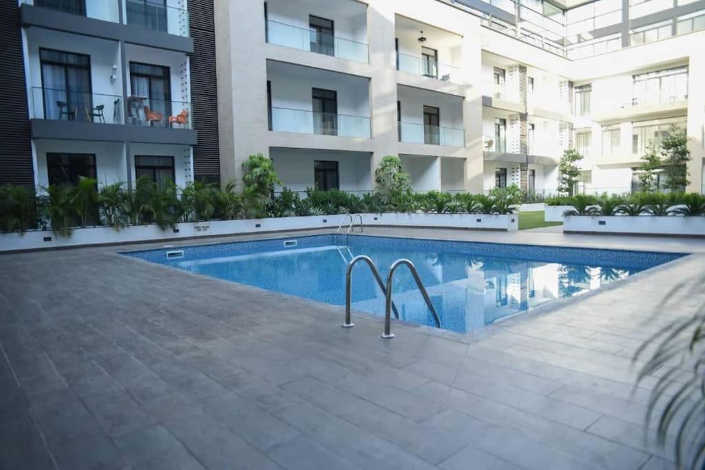 Pool View Apartment @Embassy Gardens Accra Extérieur photo