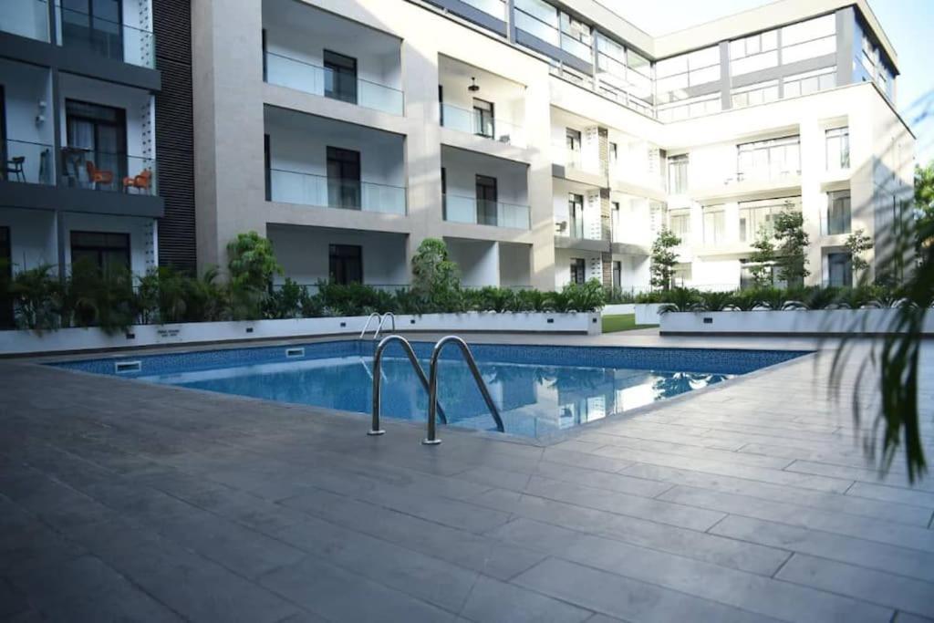 Pool View Apartment @Embassy Gardens Accra Extérieur photo